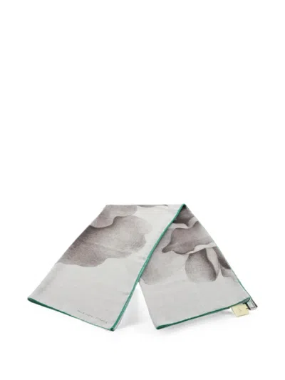 Pre-owned Hermes 2020s Une Rose Pour Alma Scarf In Gray