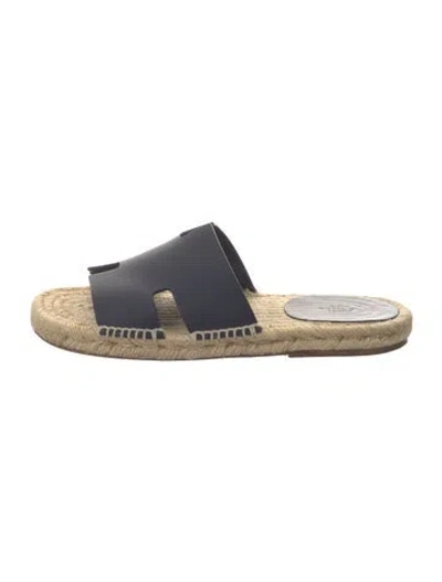 Pre-owned Hermes 2021 Antigua Mules In Blue
