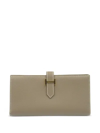 Pre-owned Hermes 2021 Bear Souffle Wallet In Neutrals