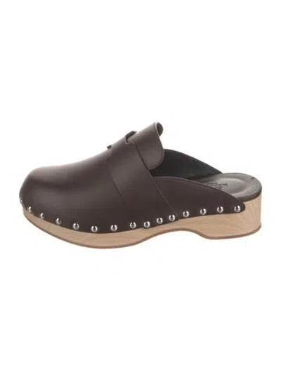 Pre-owned Hermes 2021 Calya Mules In Brown