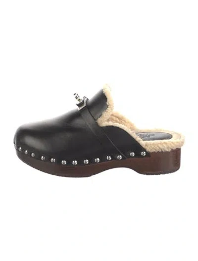Pre-owned Hermes 2021 Carlotta Mules In Black