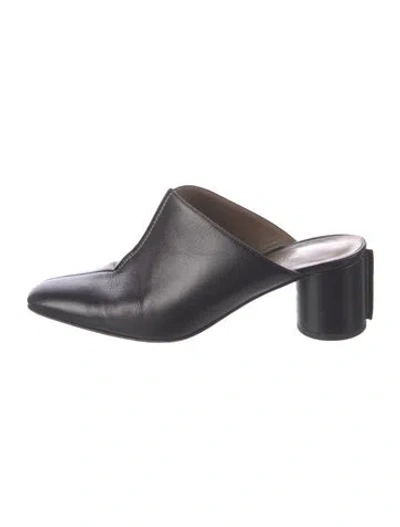 Pre-owned Hermes 2021 Detail Mules In Black