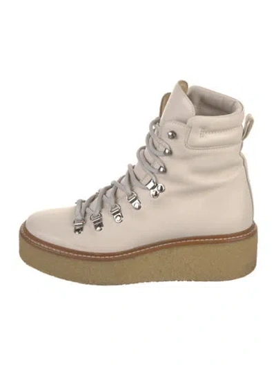 Pre-owned Hermes 2021 Discovery Boots In Neutral
