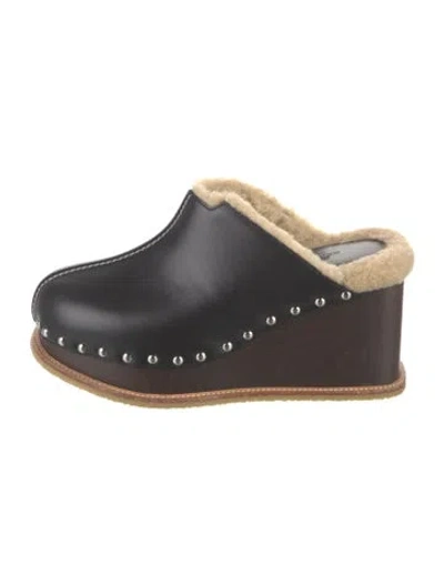 Pre-owned Hermes 2021 Earth Mules In Black