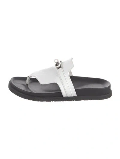 Pre-owned Hermes 2021 Empire Flip Flops In White