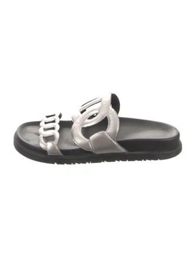 Pre-owned Hermes 2021 Extra Slides In Silver