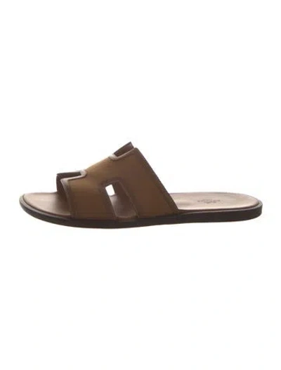 Pre-owned Hermes 2021 Izmir Slides In Neutrals