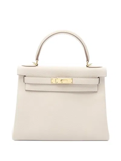 Pre-owned Hermes 2021 Kelly 28 Togo Leather Handbag In White