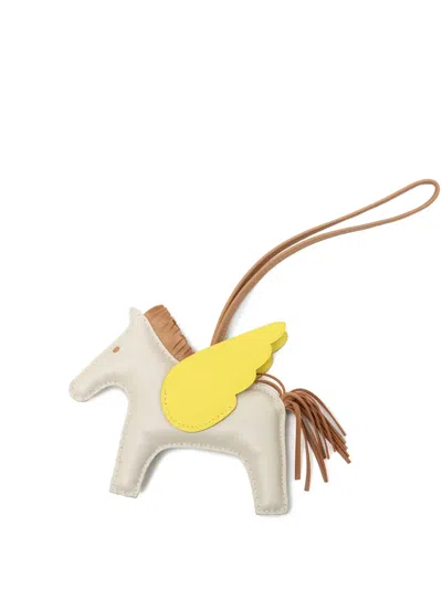 Pre-owned Hermes 2021 Milo Lambskin And Swift Grigri Rodeo Pegase Bag Charm Mm Key Chain In White
