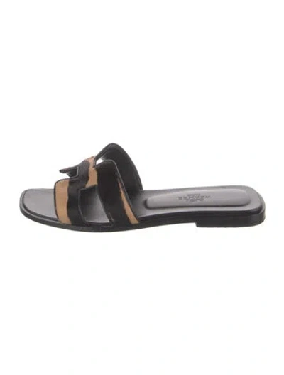 Pre-owned Hermes 2021 Oran Slides In Black