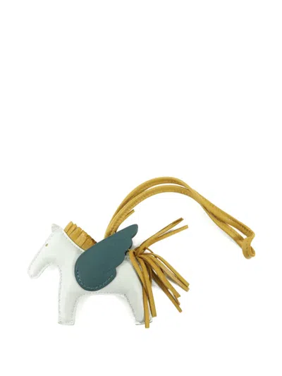 Pre-owned Hermes 2021 Pm Rodeo Pegase Bag Charm In White