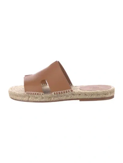 Pre-owned Hermes 2022 Antigua Espadrille Espadrilles In Brown