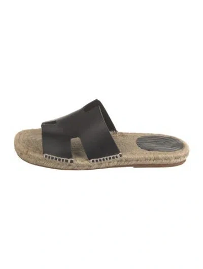 Pre-owned Hermes 2022 Antigua Slides In Black