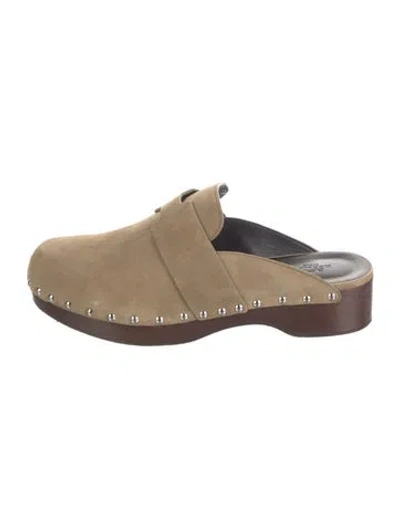 Pre-owned Hermes 2022 Calya Mules In Neutral