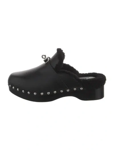 Pre-owned Hermes 2022 Carlotta Mules In Black