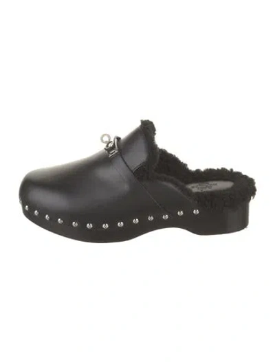 Pre-owned Hermes 2022 Carlotta Mules In Black