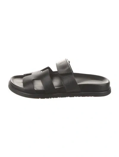 Pre-owned Hermes 2022 Chypre Slides In Black
