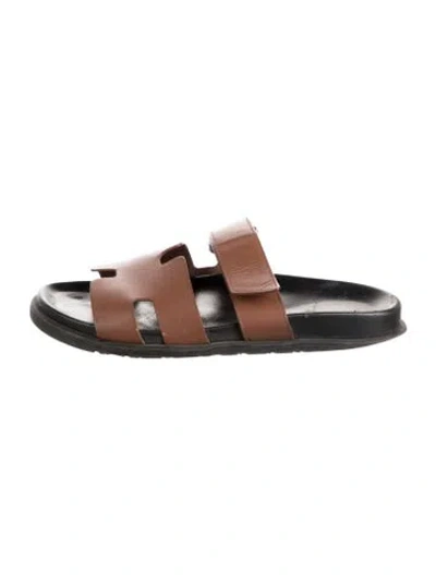 Pre-owned Hermes 2022 Chypre Slides In Brown