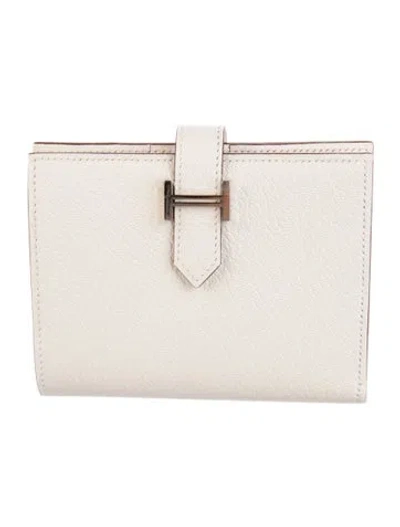 Pre-owned Hermes 2022 Compact Bearn Wallet In Neutrals