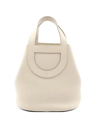 Pre-owned Hermes 2022 In The Loop 23 Leather Tote Bag In Neutral