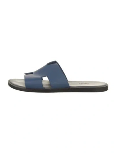 Pre-owned Hermes 2022 Izmir Slides In Blue