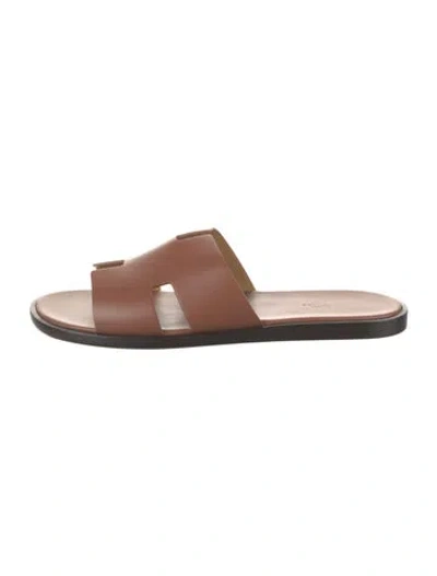 Pre-owned Hermes 2022 Izmir Slides In Brown