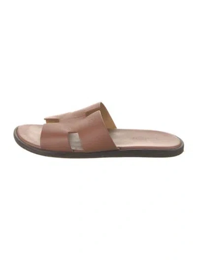 Pre-owned Hermes 2022 Izmir Slides In Brown