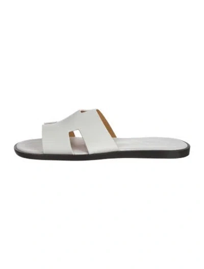 Pre-owned Hermes 2022 Izmir Slides In White