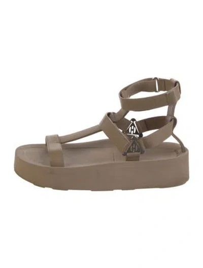 Pre-owned Hermes 2022 Leather Gladiator Sandals In Neutral