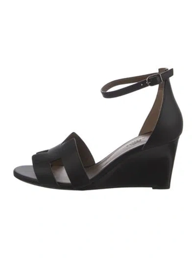 Pre-owned Hermes 2022 Legend Sandals In Black