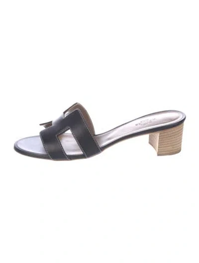 Pre-owned Hermes 2022 Oasis Slides In Black