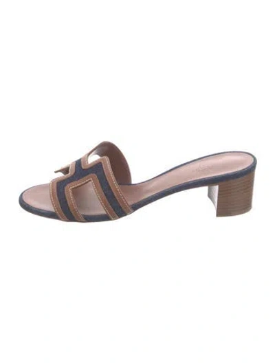 Pre-owned Hermes 2022 Oasis Slides In Blue/brown