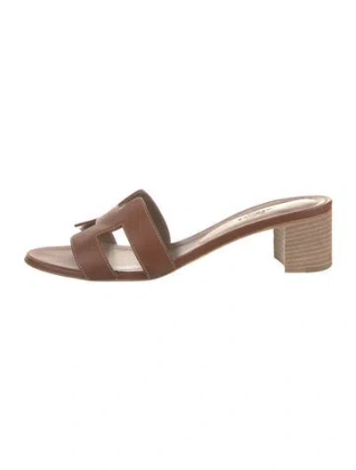 Pre-owned Hermes 2022 Oasis Slides In Brown