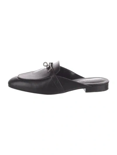 Pre-owned Hermes 2022 oz Mules In Black