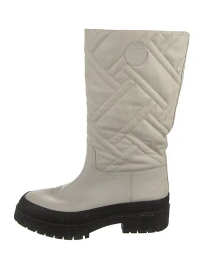 Pre-owned Hermes 2022 Quilted Fuji Boots In White