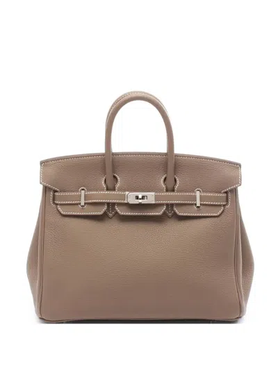 Pre-owned Hermes 2023 25 Birkin Leather Tote Bag In Neutral