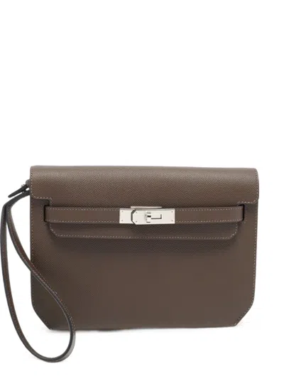 Pre-owned Hermes 2023 25 Kelly Depeches Clutch Bag In Brown