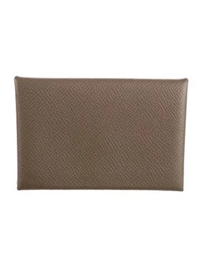 Pre-owned Hermes 2023 Calvi Cardholder In Neutrals