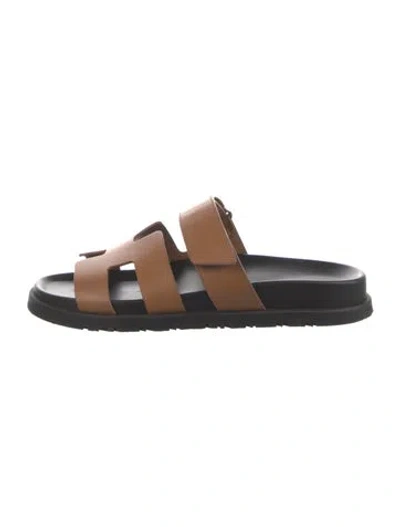Pre-owned Hermes 2023 Chypre Slides In Brown