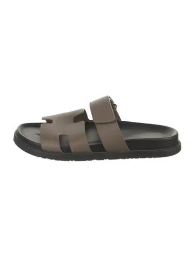 Pre-owned Hermes 2023 Chypre Slides In Grey