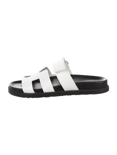 Pre-owned Hermes 2023 Chypre Slides In White