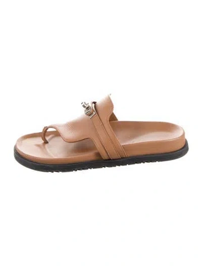 Pre-owned Hermes 2023 Empire Slides In Brown