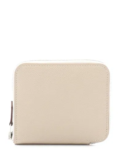 Pre-owned Hermes 2023 Epsom Azap Silk In Compact Round Zipper Wallet Small Wallets In Brown