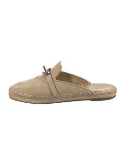 Pre-owned Hermes 2023 Feria Mules In Neutral