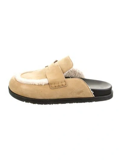 Pre-owned Hermes 2023 Go Sandals In Neutral