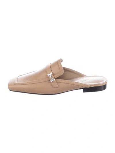 Pre-owned Hermes 2023 Groupie Mules In Neutral