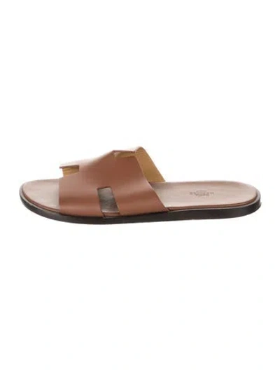 Pre-owned Hermes 2023 Izmir Slides In Brown