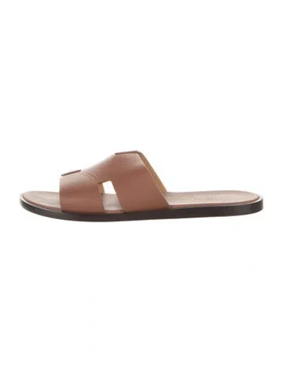 Pre-owned Hermes 2023 Izmir Slides In Brown