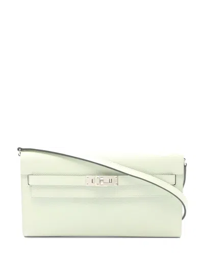 Pre-owned Hermes 2023 Kelly To Go Wallet In Green