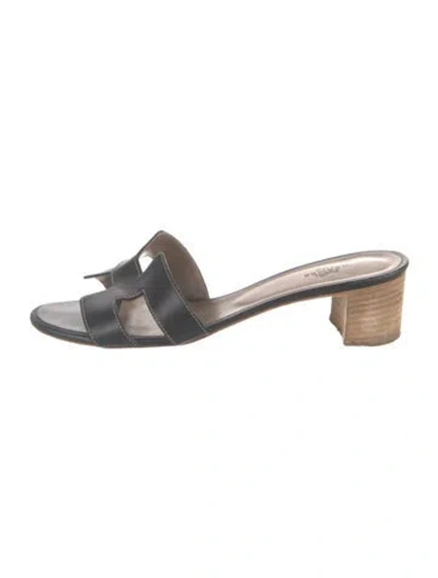 Pre-owned Hermes 2023 Oasis Slides In Black/brown